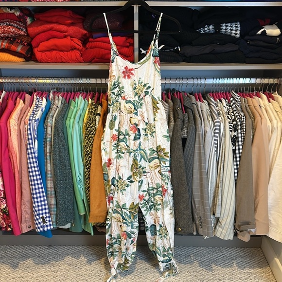 SHEIN white/pink/green floral adjustable strap 2 pocket tie hem jumpsuit size L - Picture 3 of 3